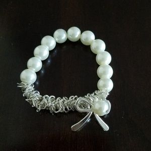 💗 3 for 10 Faux Pearl Stretch Bracelet